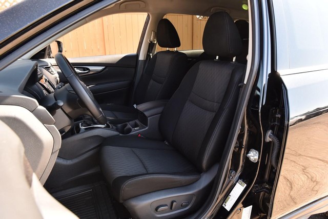 Nissan Rogue Vehicle Image 22