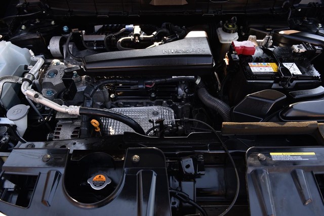 Nissan Rogue Vehicle Image 29