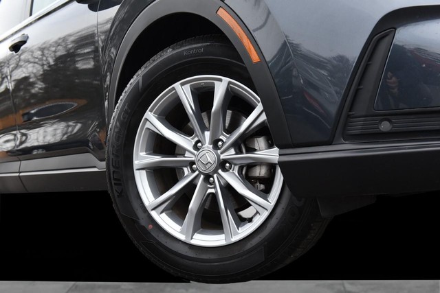 Honda CR-V Vehicle Full-screen Gallery Image 03