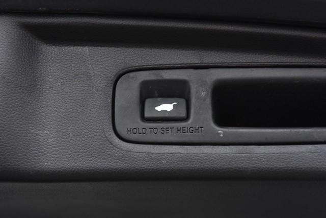 Honda CR-V Vehicle Full-screen Gallery Image 30