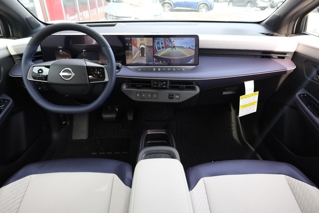 Nissan LEAF Vehicle Image 20