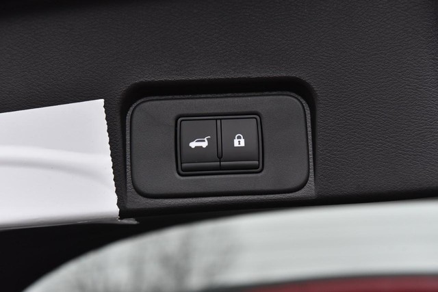 Nissan Rogue Vehicle Image 29