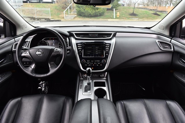 Nissan Murano Vehicle Image 08