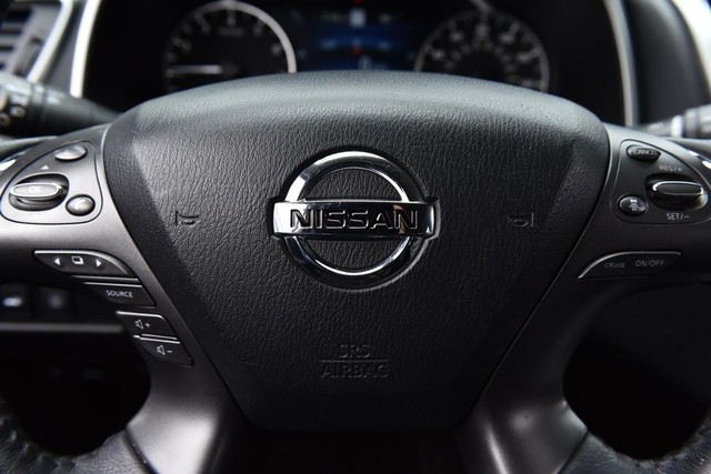 Nissan Murano Vehicle Image 23