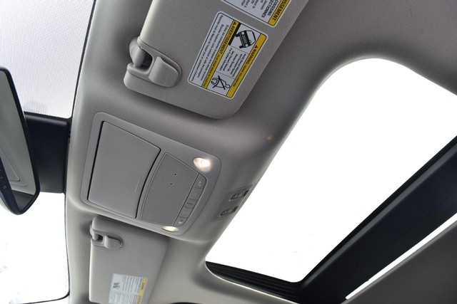 Nissan Murano Vehicle Image 26