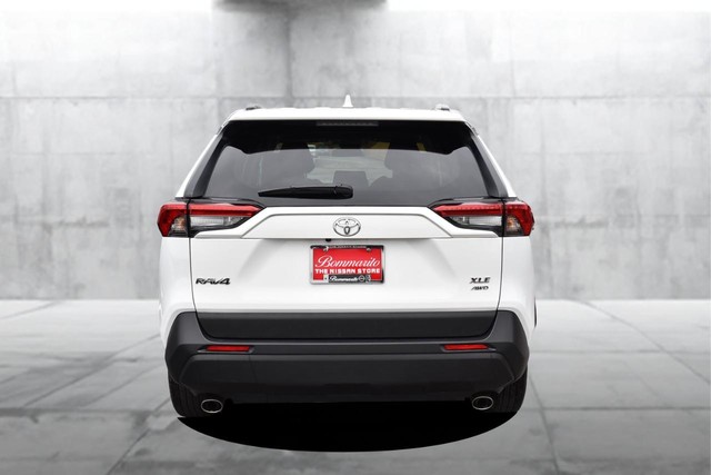 Toyota RAV4 Vehicle Image 07