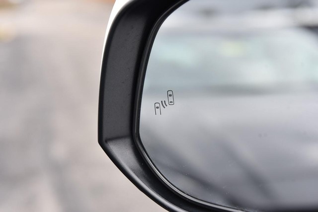 Toyota RAV4 Vehicle Image 10