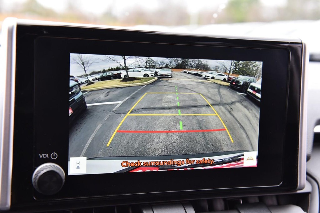 Toyota RAV4 Vehicle Image 13