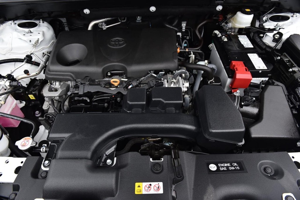 Toyota RAV4 Vehicle Image 25