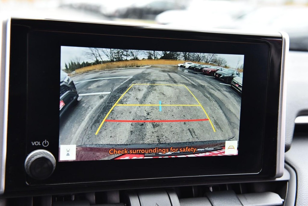 Toyota RAV4 Vehicle Image 13