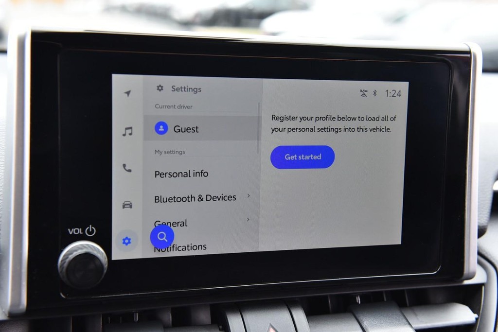 Toyota RAV4 Vehicle Image 14