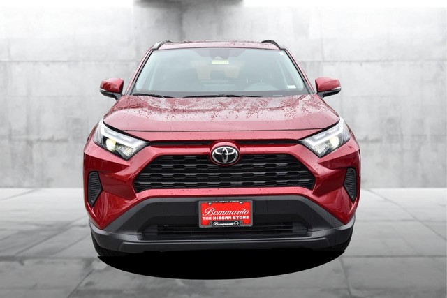 Toyota RAV4 Vehicle Image 04