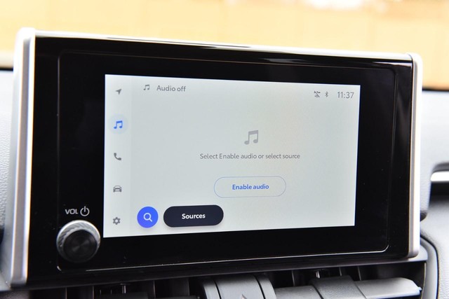 Toyota RAV4 Vehicle Image 14