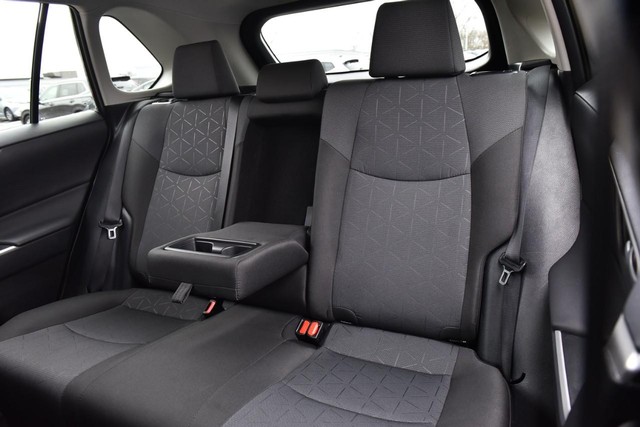 Toyota RAV4 Vehicle Image 21