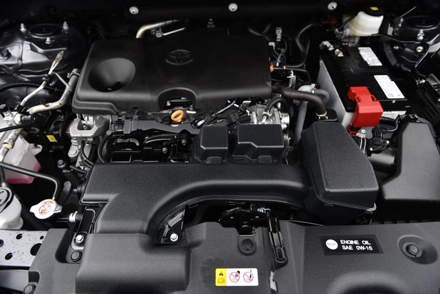 Toyota RAV4 Vehicle Image 25