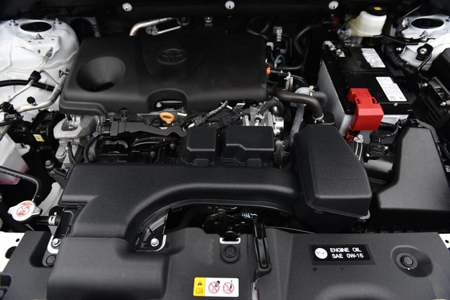 Toyota RAV4 Vehicle Image 25