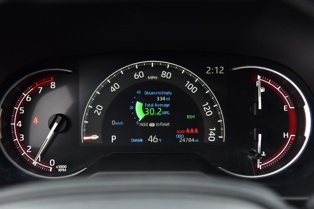 Toyota RAV4 Vehicle Image 12