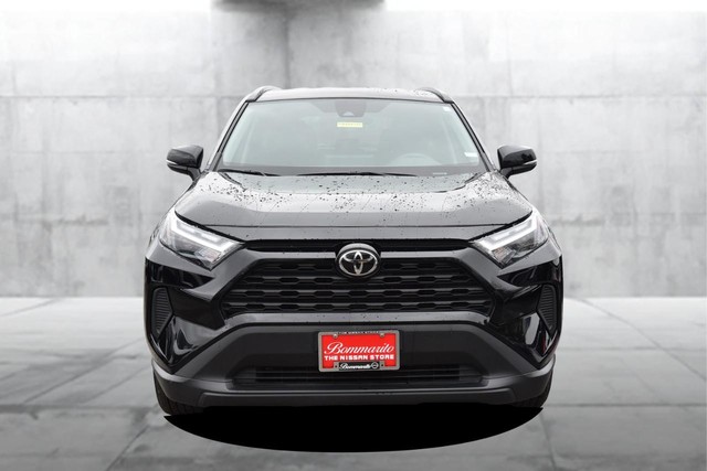 Toyota RAV4 Vehicle Image 04