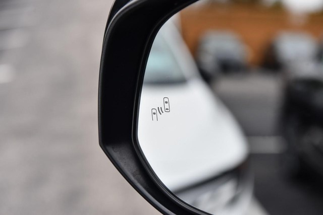 Toyota RAV4 Vehicle Image 10