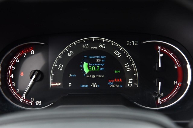 Toyota RAV4 Vehicle Image 12