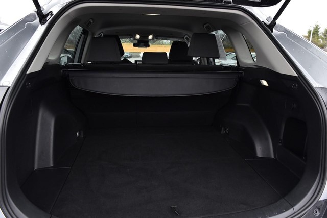 Toyota RAV4 Vehicle Image 24