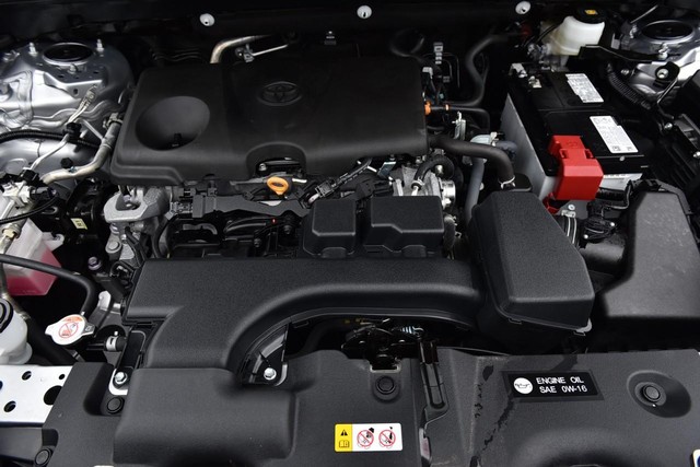 Toyota RAV4 Vehicle Image 25