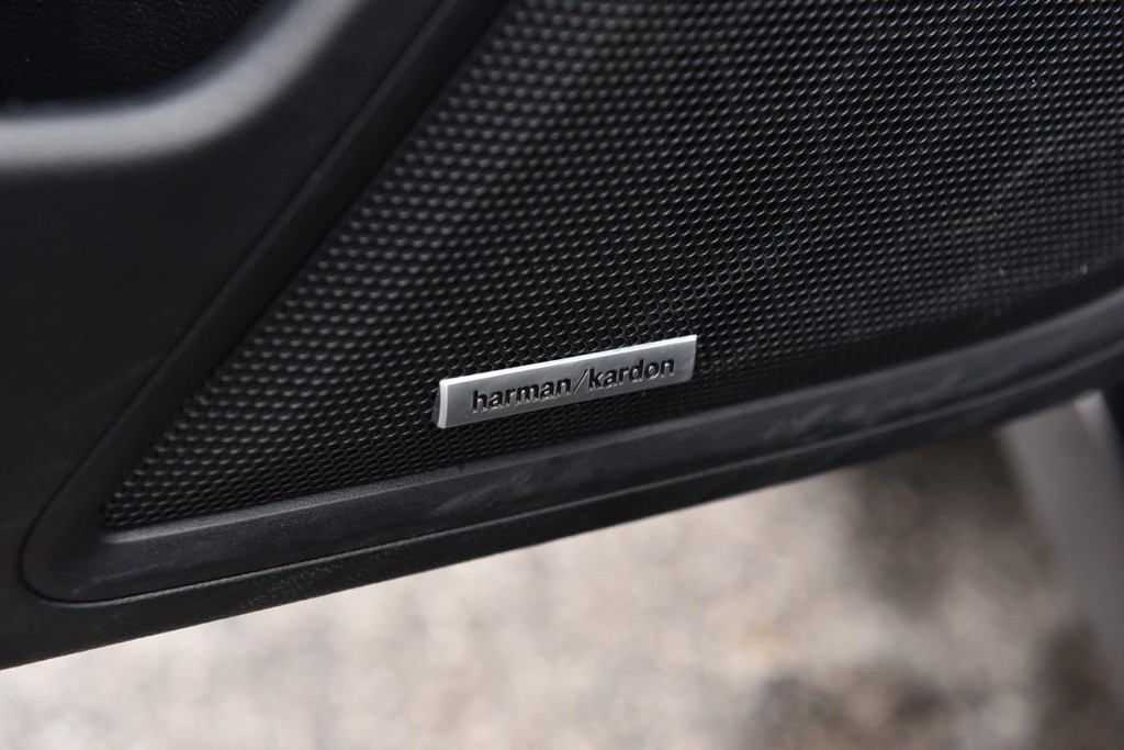 Subaru Outback Vehicle Image 10