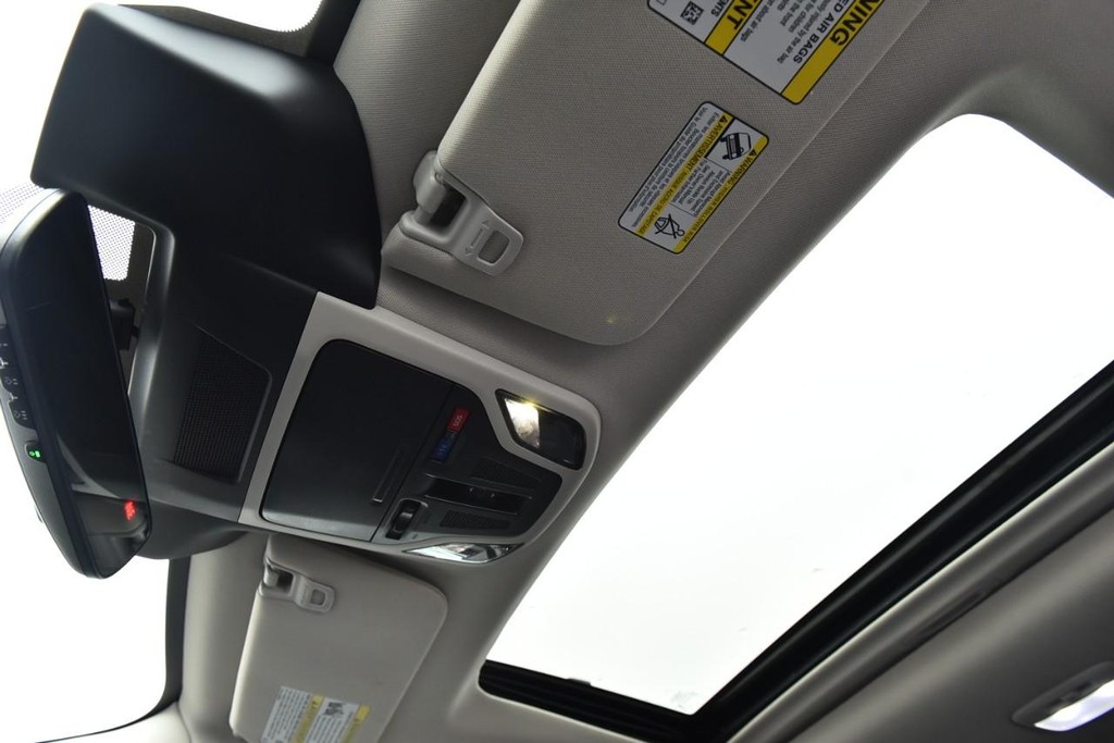 Subaru Outback Vehicle Image 22