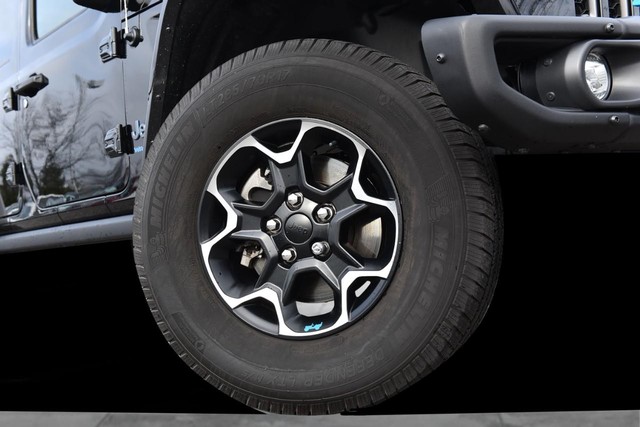 Jeep Wrangler 4xe Vehicle Image 03