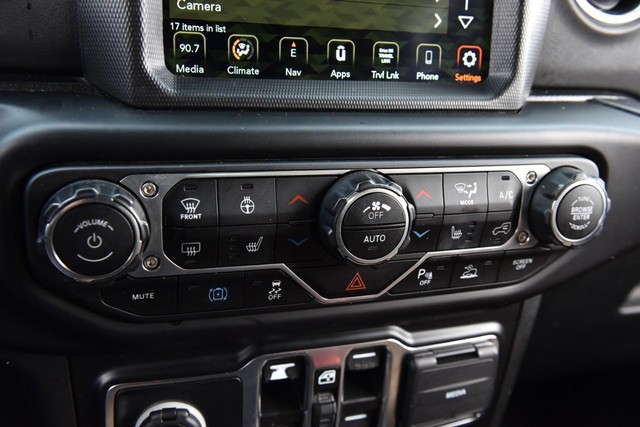 Jeep Wrangler 4xe Vehicle Image 16