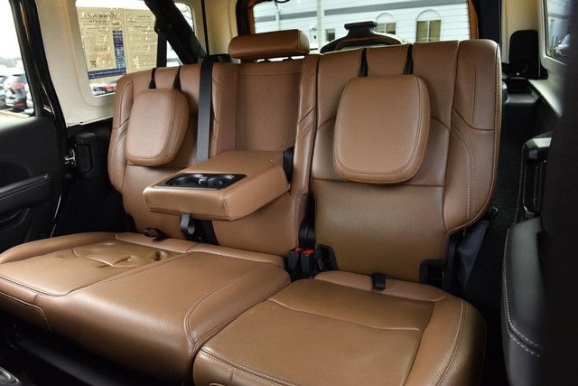 Jeep Wrangler 4xe Vehicle Image 24