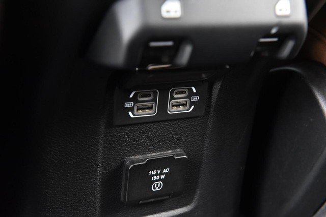 Jeep Wrangler 4xe Vehicle Image 25