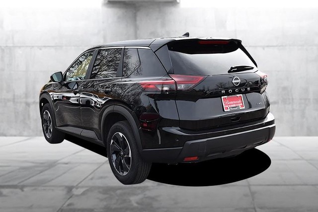 Nissan Rogue Vehicle Image 07