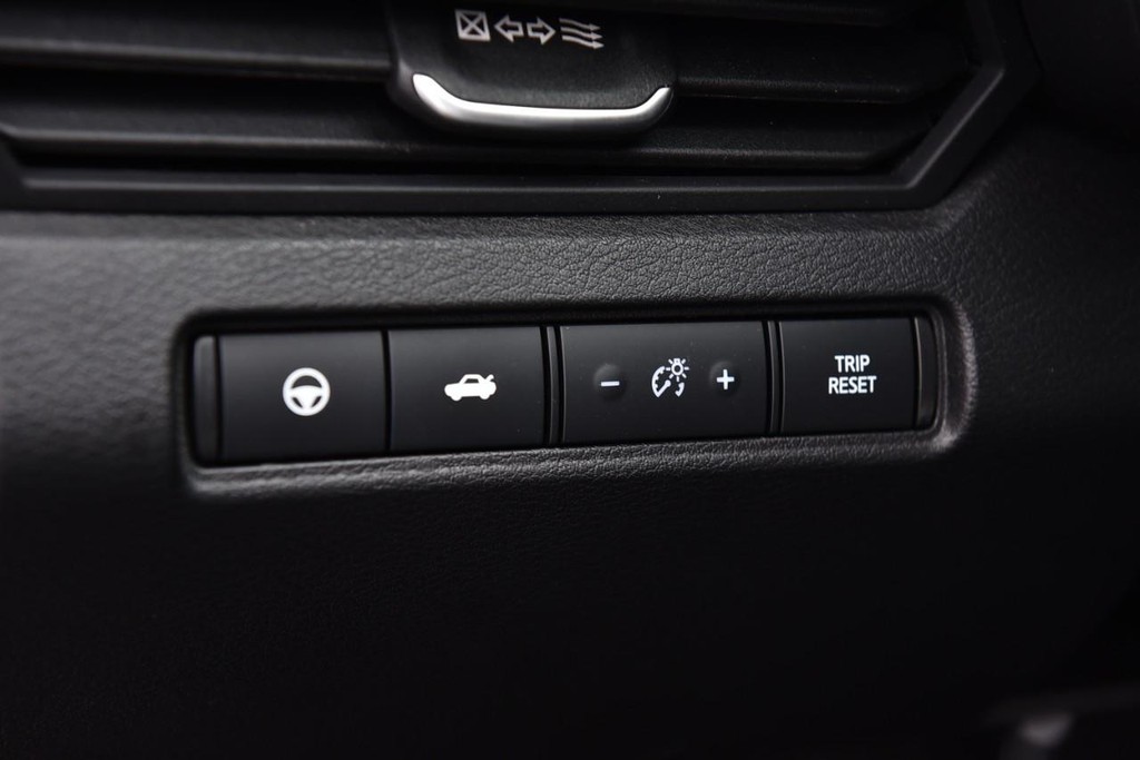 Nissan Altima Vehicle Image 11