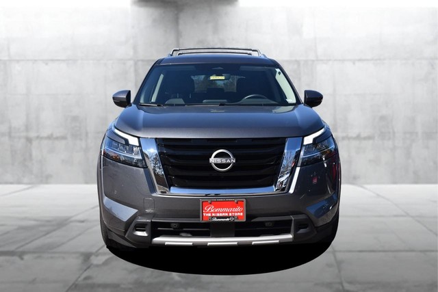 Nissan Pathfinder Vehicle Image 04