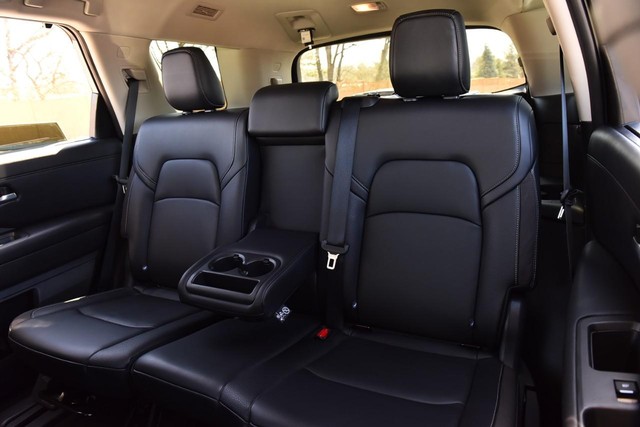 Nissan Pathfinder Vehicle Image 25