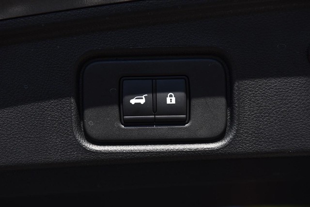 Nissan Pathfinder Vehicle Image 30