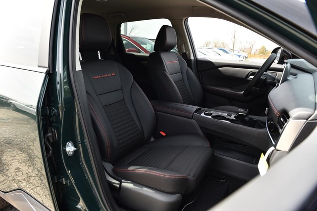 Nissan Rogue Vehicle Image 23