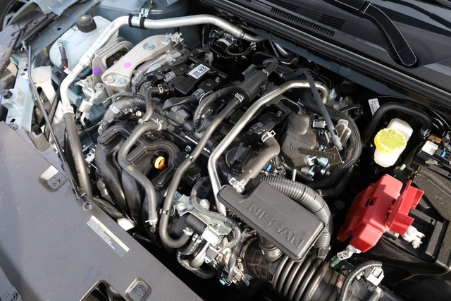 Nissan Sentra Vehicle Image 19