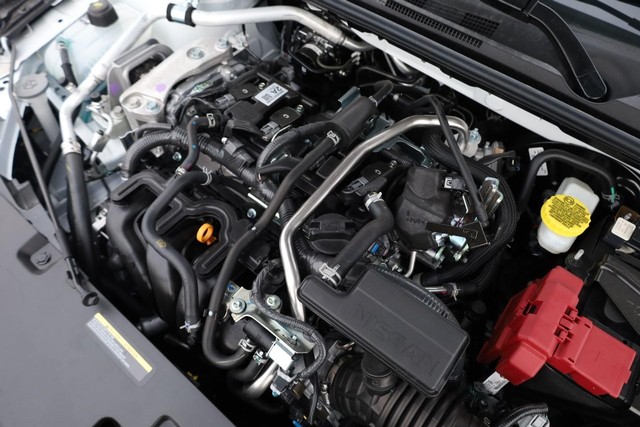 Nissan Sentra Vehicle Image 26