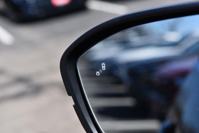 Nissan Pathfinder Vehicle Image 10