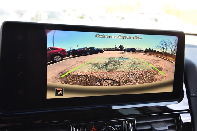 Nissan Pathfinder Vehicle Image 13