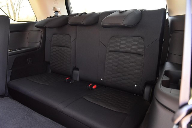 Nissan Pathfinder Vehicle Image 24