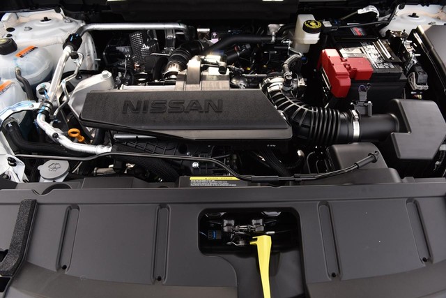 Nissan Rogue Vehicle Image 26