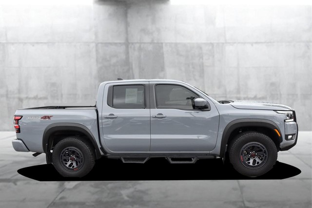 Nissan Frontier Vehicle Image 05