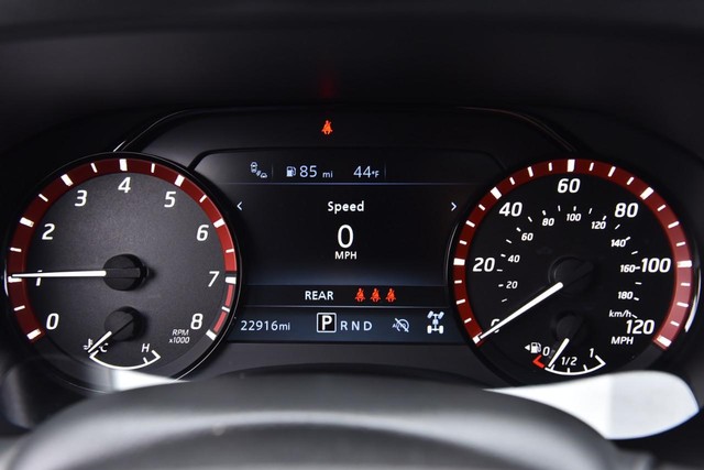 Nissan Frontier Vehicle Image 16