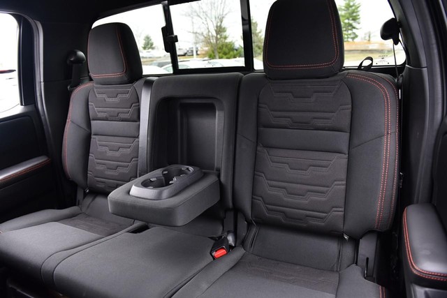 Nissan Frontier Vehicle Image 29