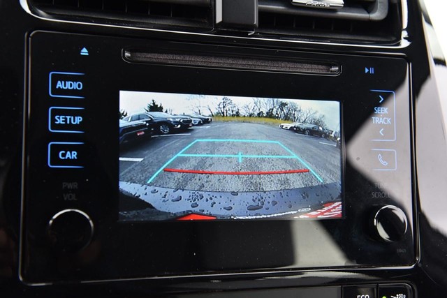 Toyota Prius Vehicle Full-screen Gallery Image 14