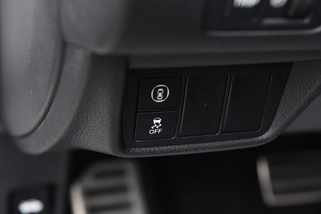 Honda Accord Sedan Vehicle Full-screen Gallery Image 11