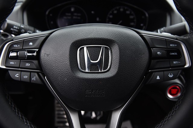 Honda Accord Sedan Vehicle Full-screen Gallery Image 21